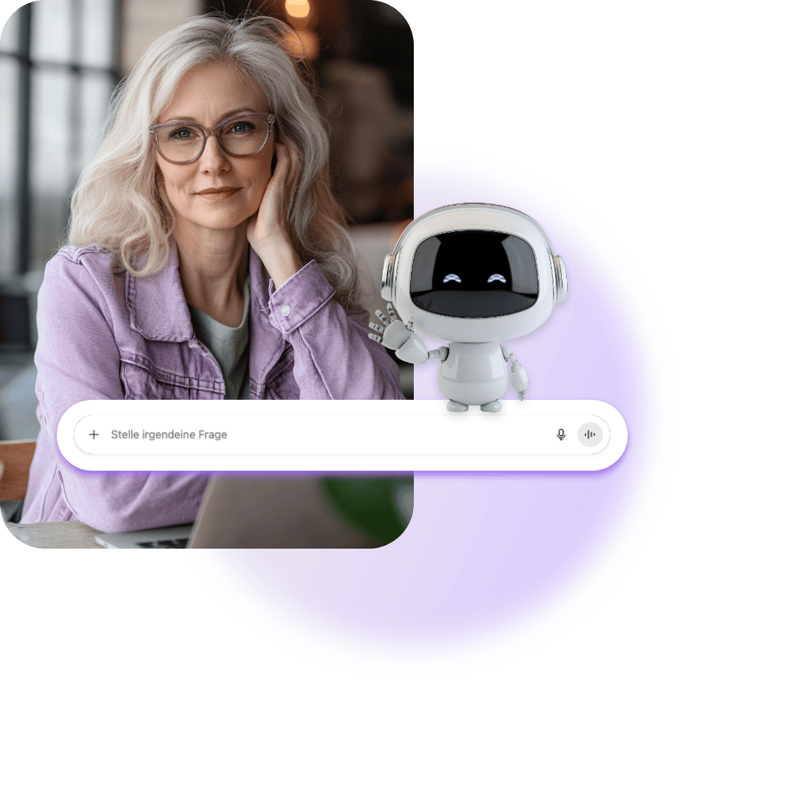 Frau mit grauen Haaren und Brille sitzt nachdenklich vor Laptop, daneben ein freundlicher KI-Chatbot mit Eingabefeld 